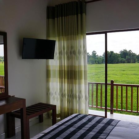 Sunshine Tourist Rest Hotel Anuradhapura Exterior photo