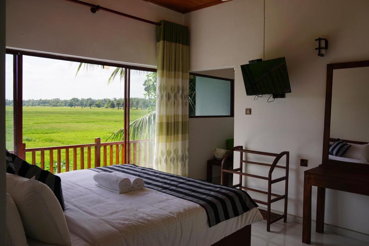 Sunshine Tourist Rest Hotel Anuradhapura Exterior photo